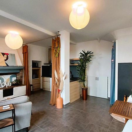 L'Appartement De L'Arche Châteauneuf-de-Gadagne Exterior photo